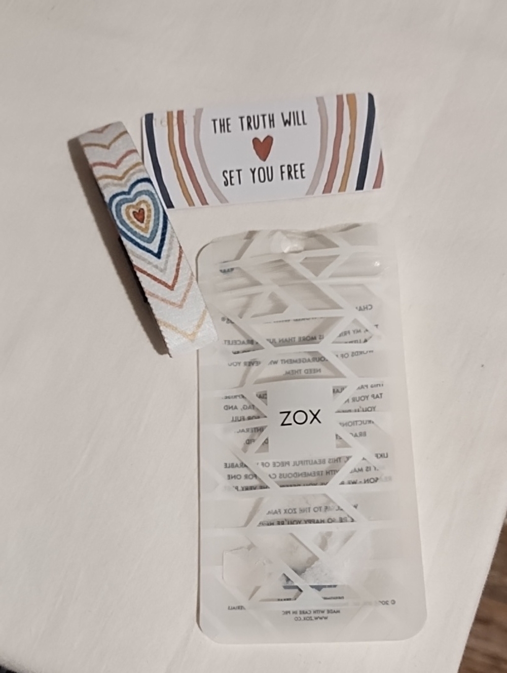 ZOX NIP Multi-Color Heart Stretch Bracelet .